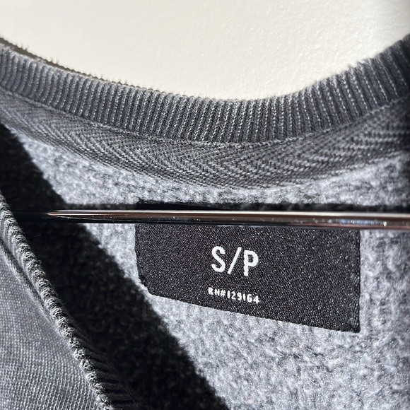 Cotton On Banzai Reef Yacht Club Sweatshit - Picture 6 of 8